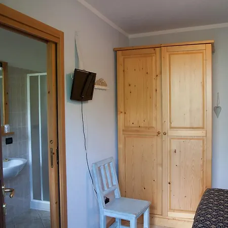 Farm stay Agriturismo Al Castagneto Mazzo di Valtellina